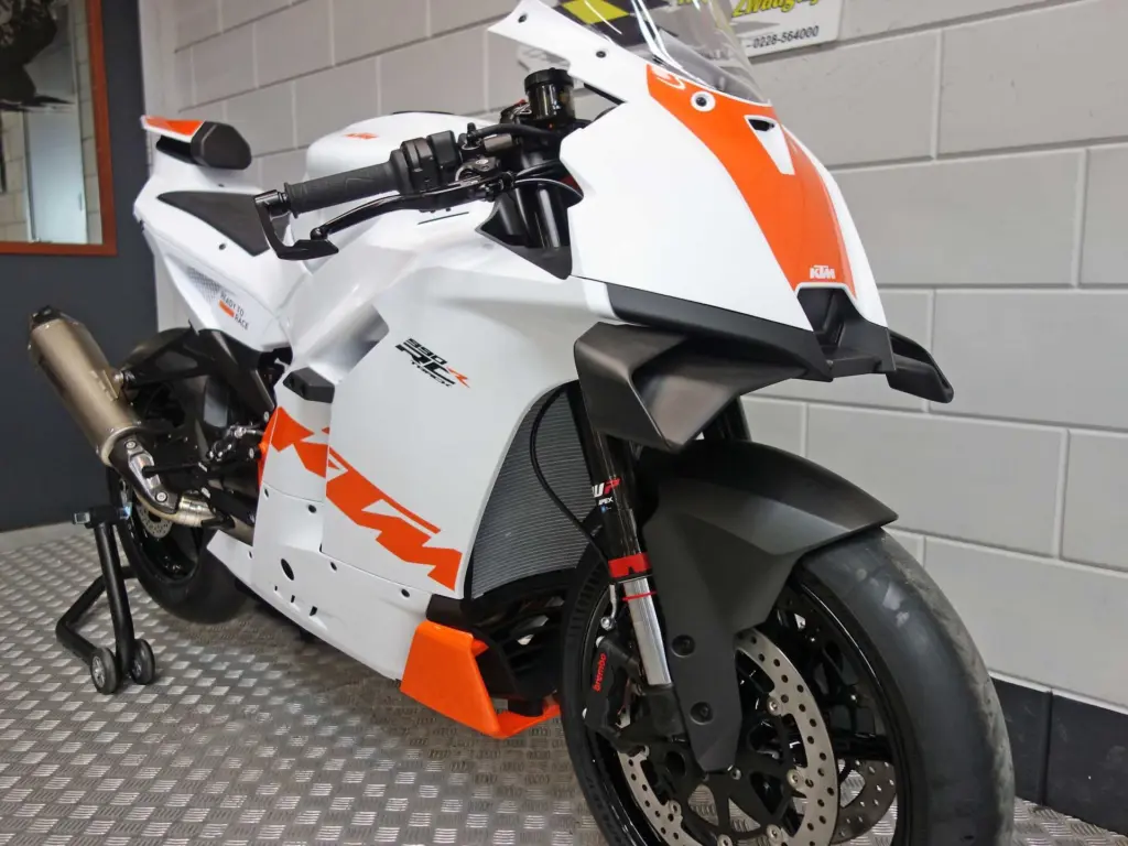 Nieuwe KTM 990 supersport met 947cc motor uit 2026 bij NIWA Motoren