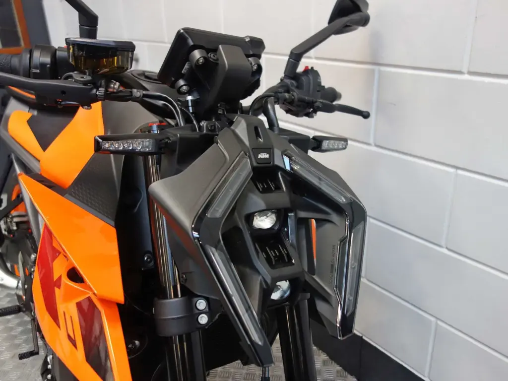 Nieuwe KTM 990 naked bike met cc motor uit 2026 bij NIWA Motoren