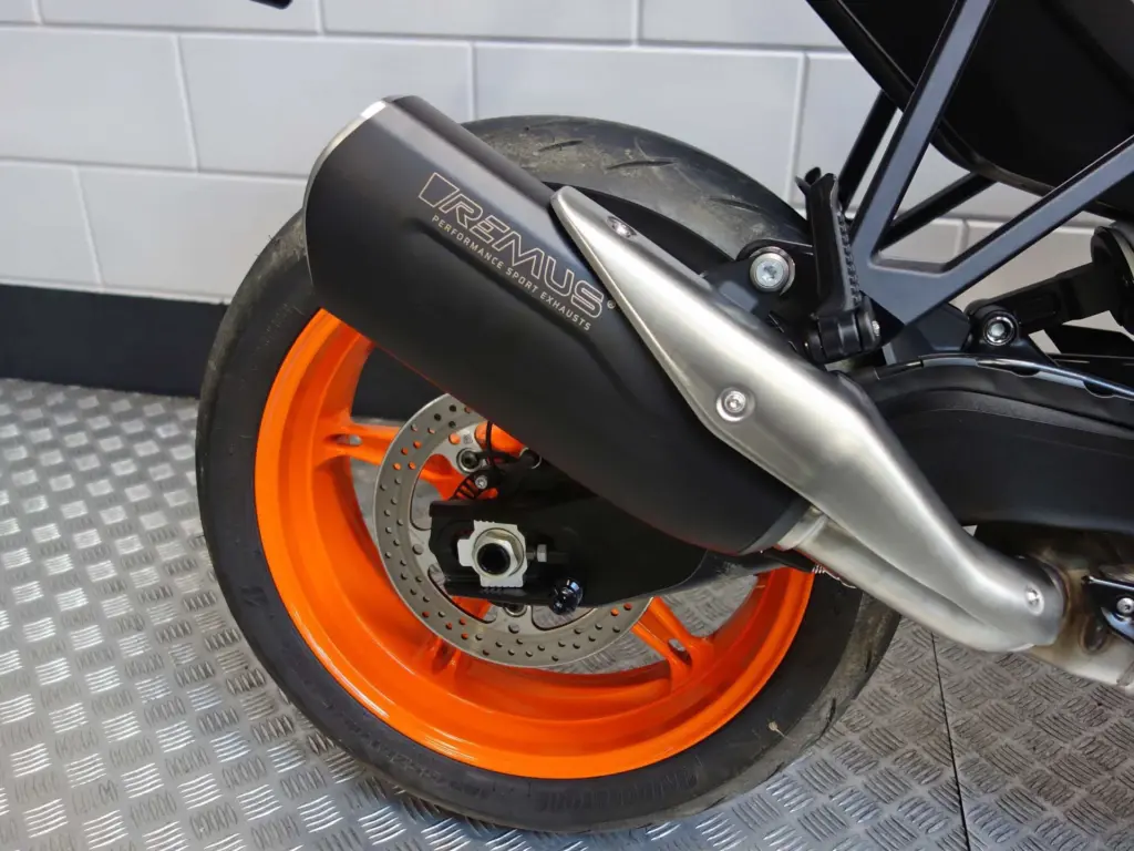 Nieuwe KTM 990 naked bike met cc motor uit 2026 bij NIWA Motoren