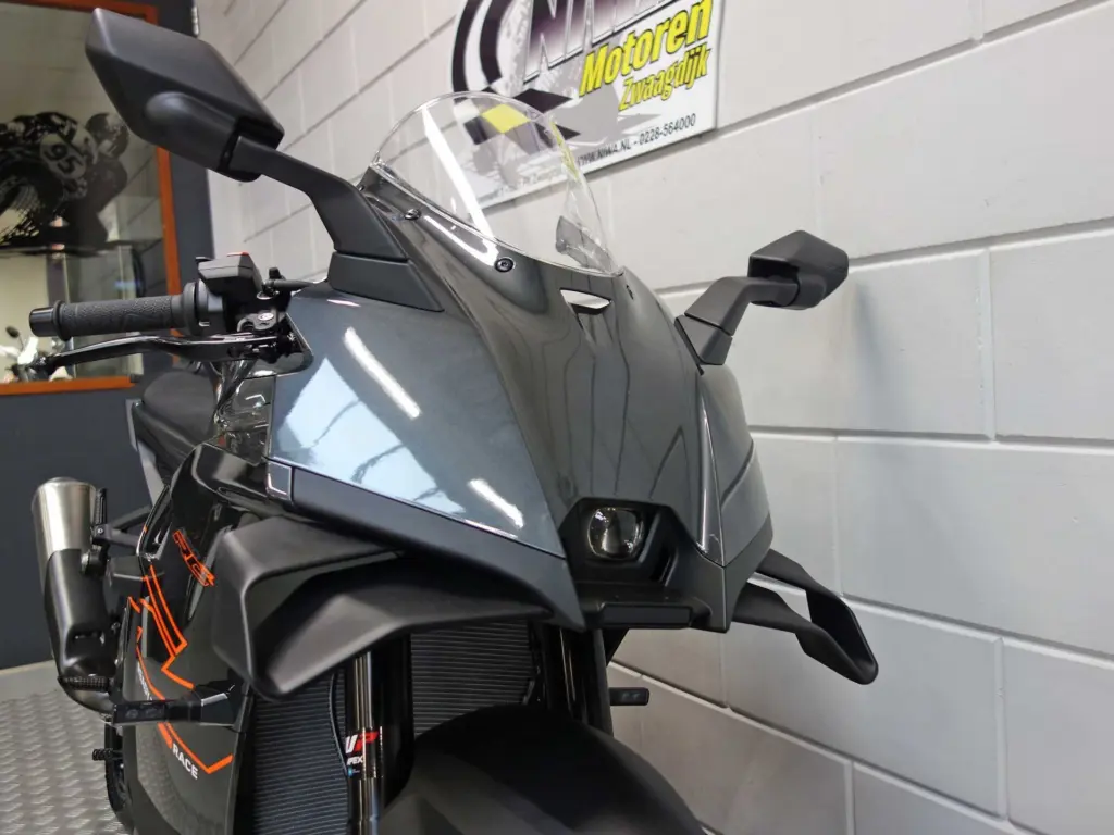 Nieuwe KTM 990 supersport met cc motor uit 2026 bij NIWA Motoren