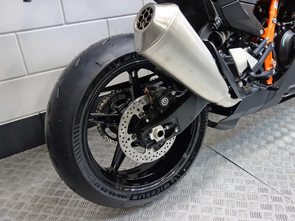 Nieuwe KTM 990 supersport met cc motor uit 2026 bij NIWA Motoren