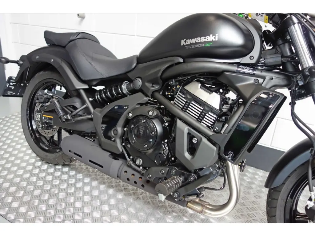 Nieuwe Kawasaki Vulcan chopper met cc motor uit 2026 bij NIWA Motoren