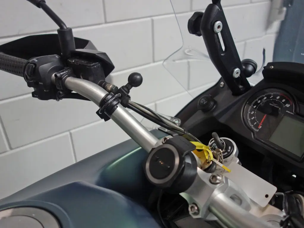 Gebruikte Moto Guzzi Stelvio overig met 1151cc motor uit 2013 bij NIWA Motoren