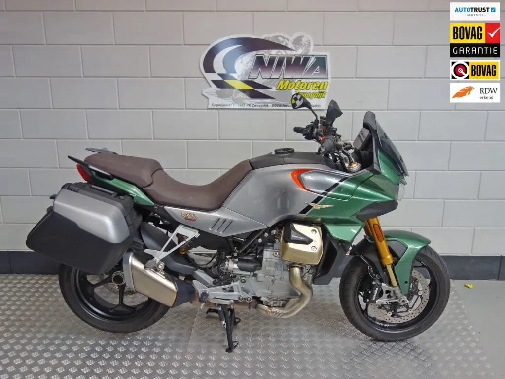 Gebruikte Moto Guzzi V100 tour met 1042cc motor uit 2024 bij NIWA Motoren