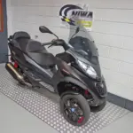 Gebruikte Piaggio MP3 motorscooter met 493cc motor uit 2021 bij NIWA Motoren