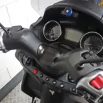 Gebruikte Piaggio MP3 motorscooter met 493cc motor uit 2021 bij NIWA Motoren