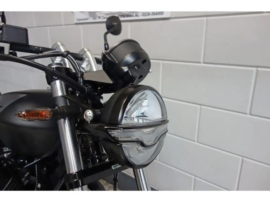 Nieuwe Moto Guzzi V9 tour met 853cc motor uit 2026 bij NIWA Motoren
