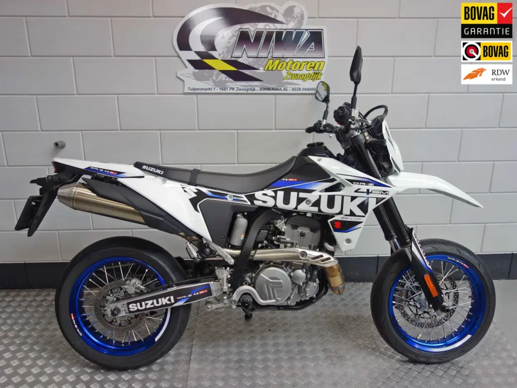 Gebruikte Suzuki supermotard met 398cc motor uit 2026 bij NIWA Motoren