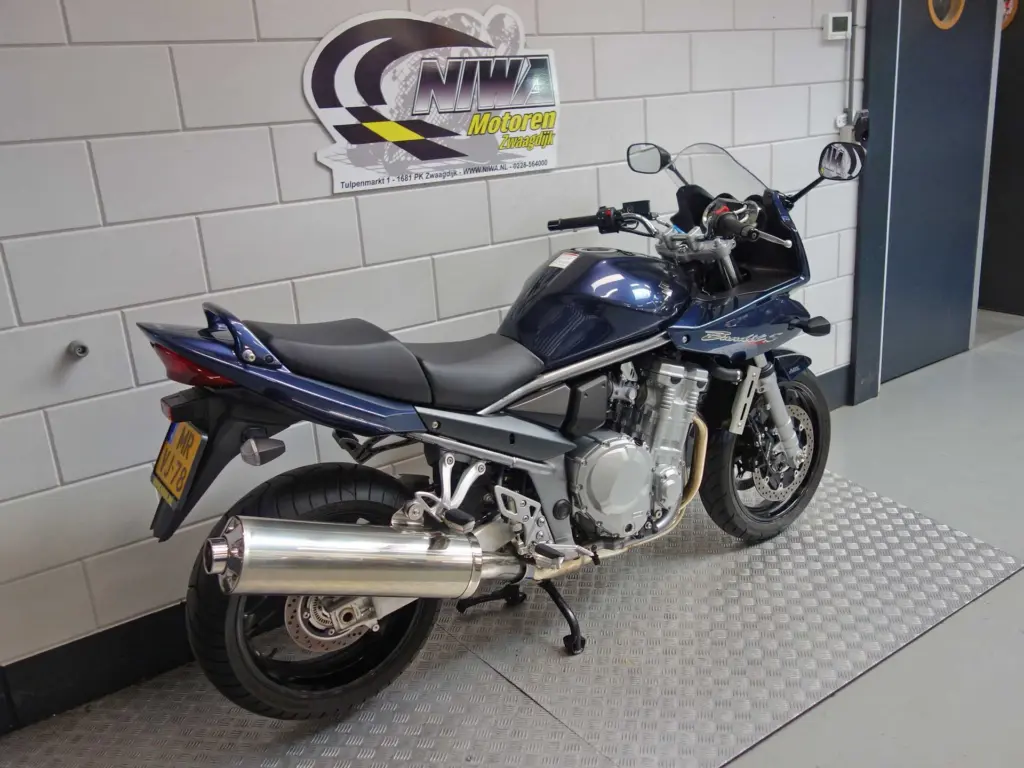 Gebruikte Suzuki GSF sport met 1255cc motor uit 2007 bij NIWA Motoren