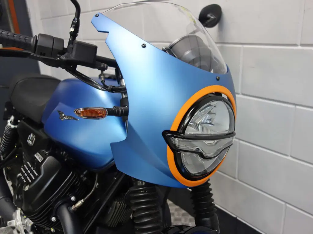 Nieuwe Moto Guzzi V7 sport met cc motor uit 2025 bij NIWA Motoren