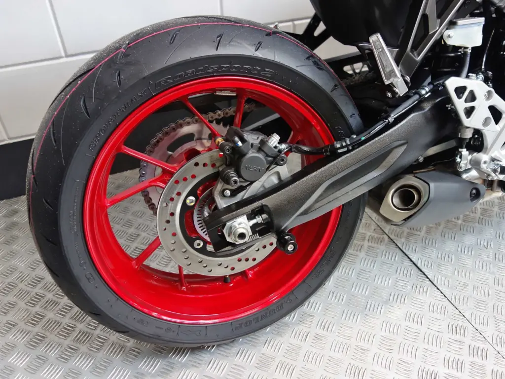 Nieuwe Suzuki GSX supersport met 776cc motor uit 2026 bij NIWA Motoren
