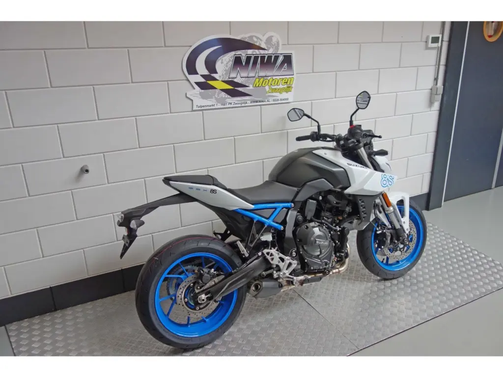 Nieuwe Suzuki GSX naked bike met cc motor uit 2026 bij NIWA Motoren