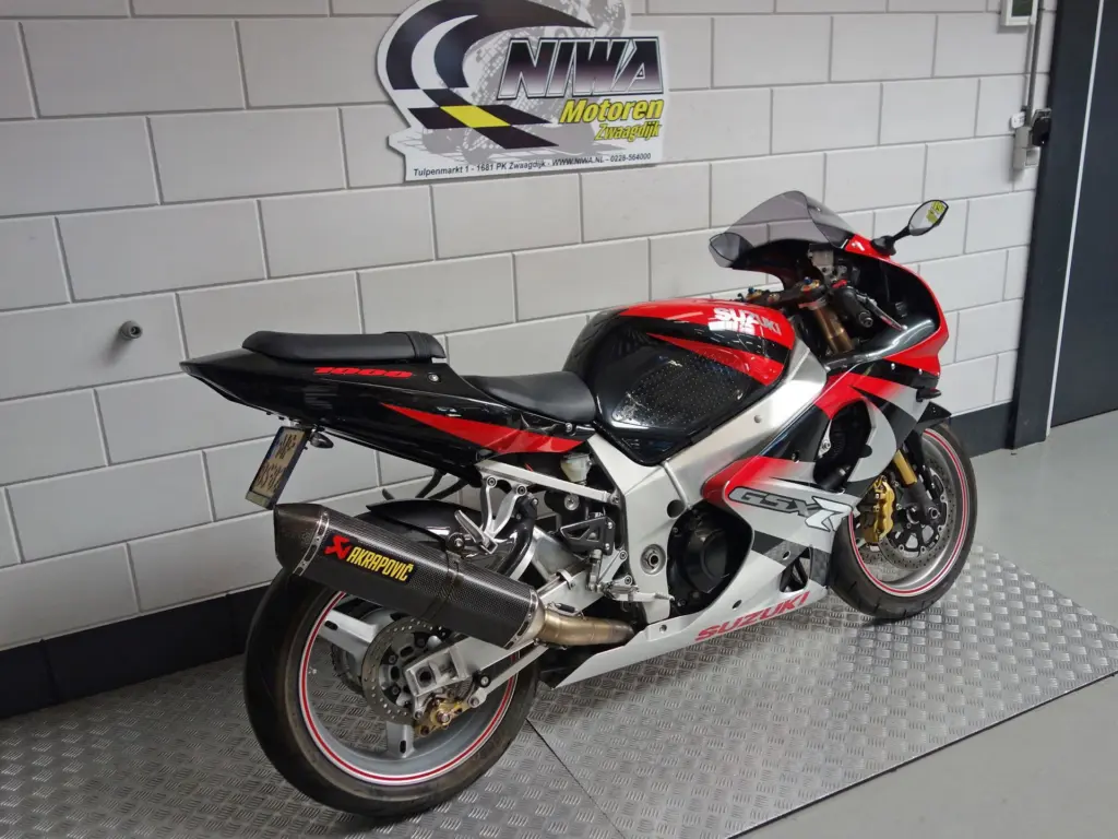 Gebruikte Suzuki GSX overig met 988cc motor uit 2001 bij NIWA Motoren