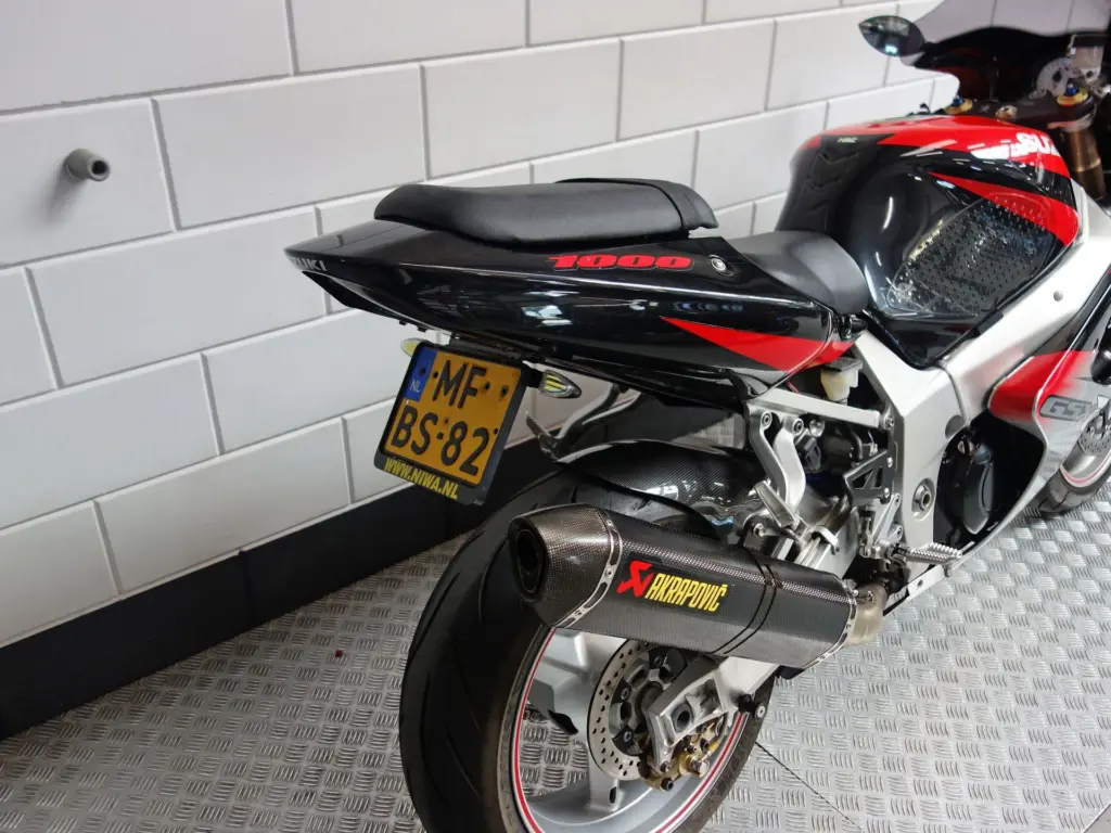 Gebruikte Suzuki GSX overig met 988cc motor uit 2001 bij NIWA Motoren