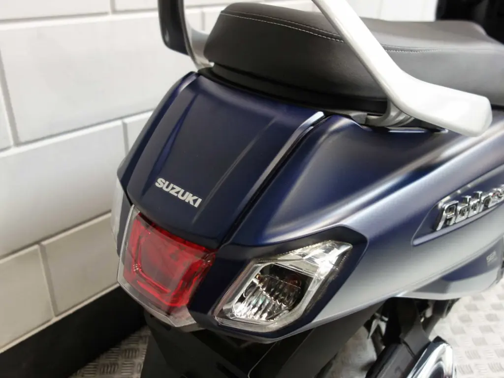 Nieuwe Suzuki motorscooter met cc motor uit 2026 bij NIWA Motoren