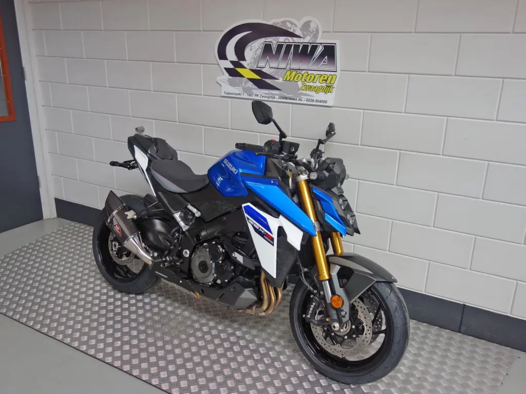Nieuwe Suzuki GSX naked bike met 999cc motor uit 2025 bij NIWA Motoren