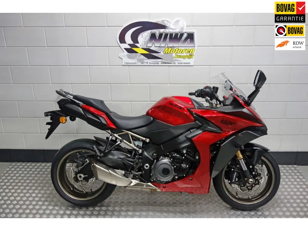 Gebruikte Suzuki GSX tour met 999cc motor uit 2026 bij NIWA Motoren