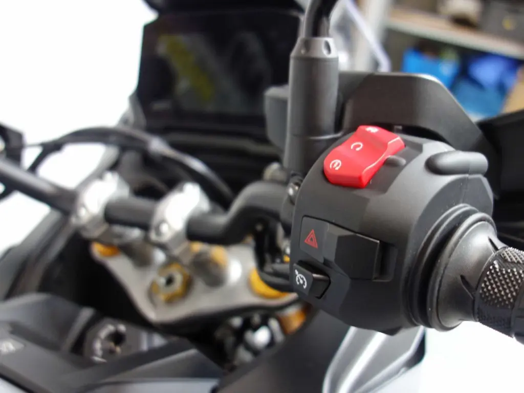 Nieuwe Suzuki GSX tour met 999cc motor uit 2026 bij NIWA Motoren