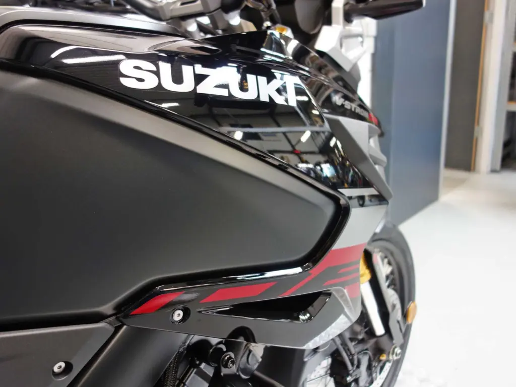 Nieuwe Suzuki V-Strom tour met 1037cc motor uit 2026 bij NIWA Motoren