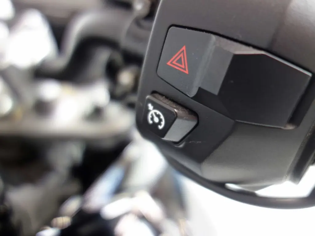Gebruikte Suzuki V-Strom tour met 1037cc motor uit 2021 bij NIWA Motoren