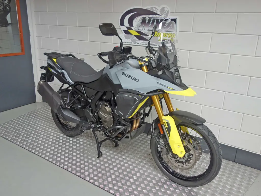 Gebruikte Suzuki V-Strom overig met 776cc motor uit 2023 bij NIWA Motoren