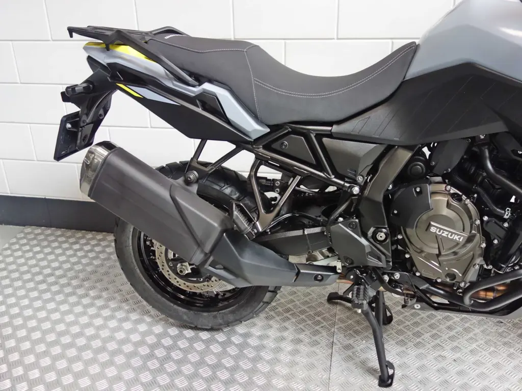 Gebruikte Suzuki V-Strom overig met 776cc motor uit 2023 bij NIWA Motoren
