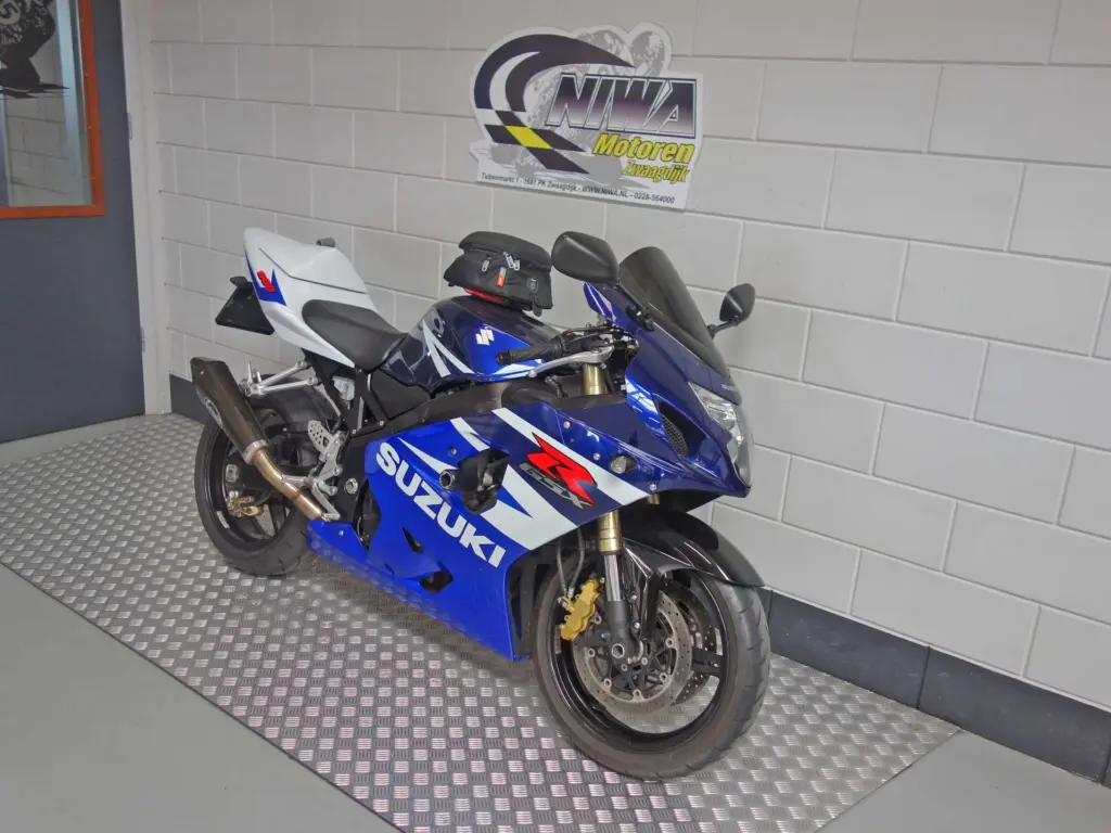 Gebruikte Suzuki GSX supersport met 599cc motor uit 2004 bij NIWA Motoren