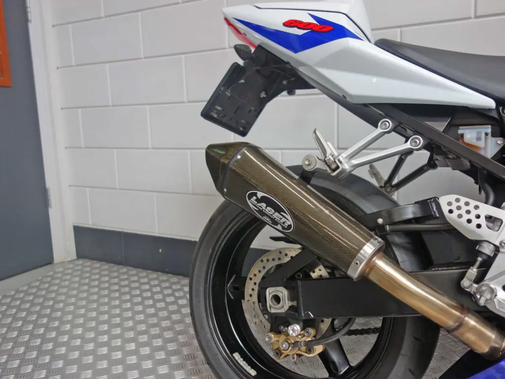 Gebruikte Suzuki GSX supersport met 599cc motor uit 2004 bij NIWA Motoren