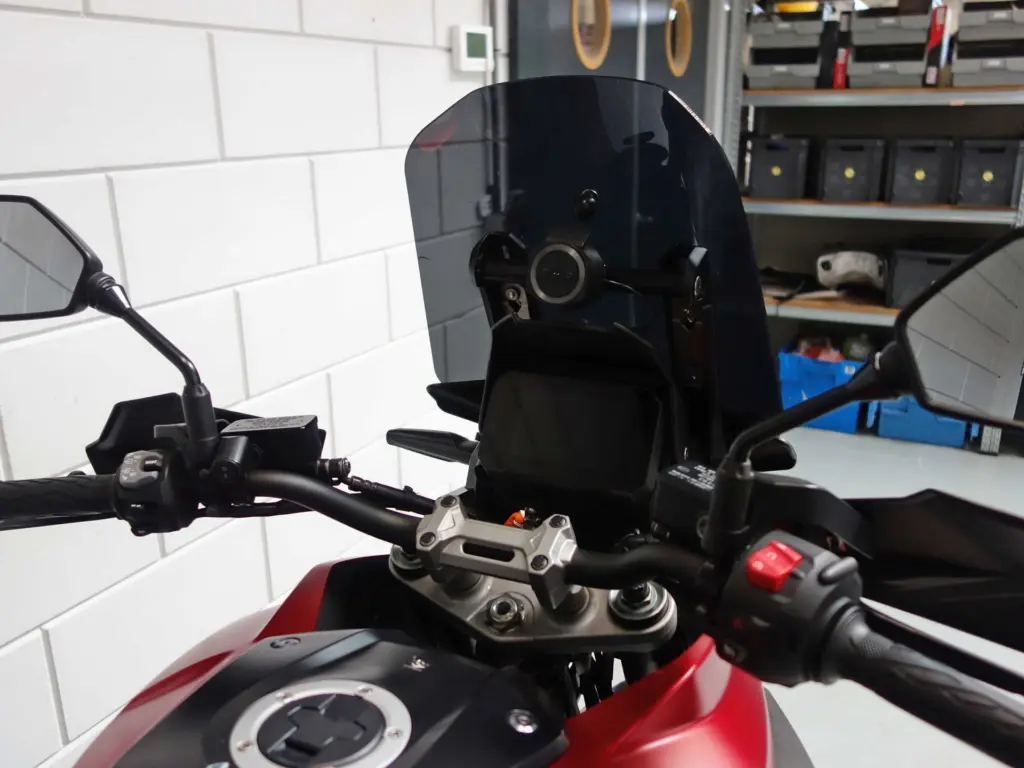 Gebruikte Suzuki V-Strom tour met 1037cc motor uit 2023 bij NIWA Motoren