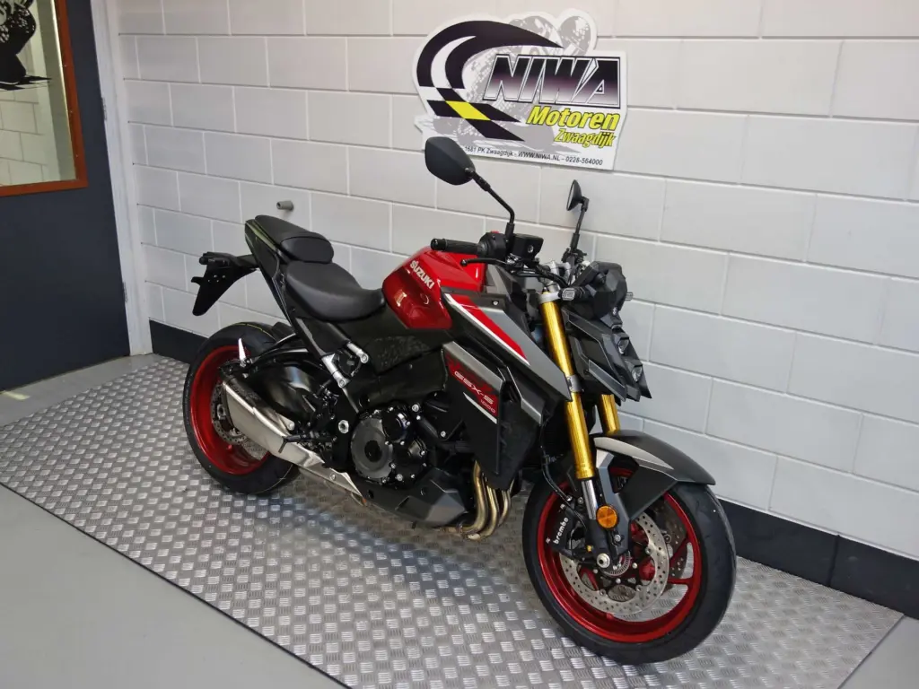 Nieuwe Suzuki GSX naked bike met 999cc motor uit 2026 bij NIWA Motoren