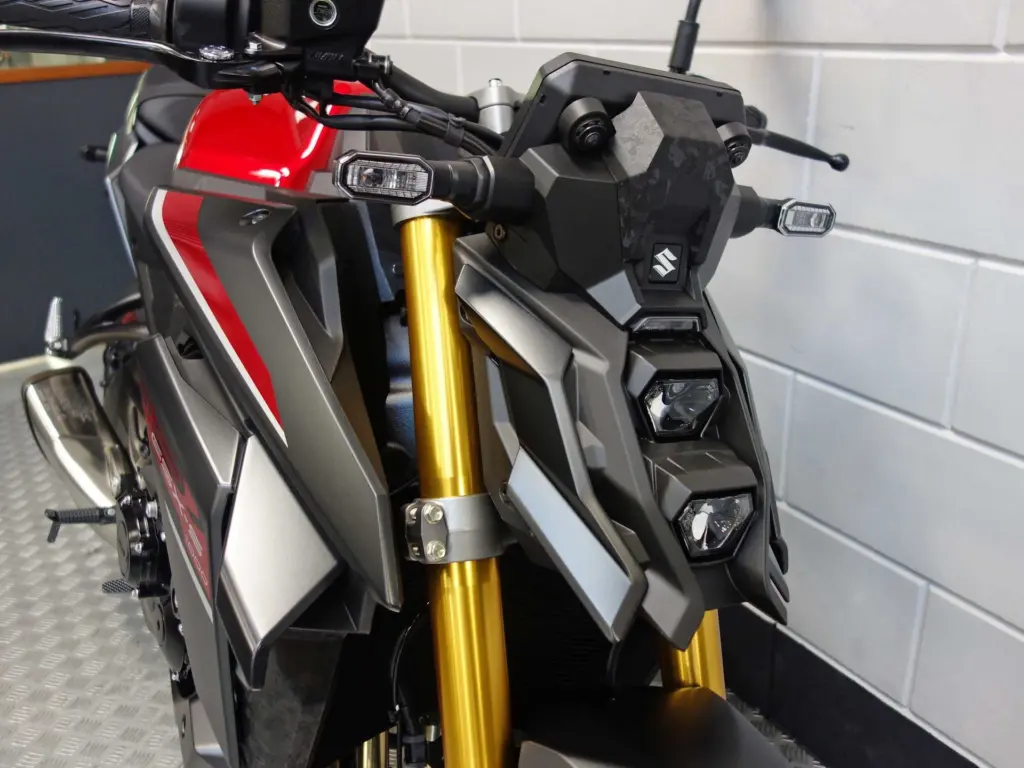Nieuwe Suzuki GSX naked bike met 999cc motor uit 2026 bij NIWA Motoren