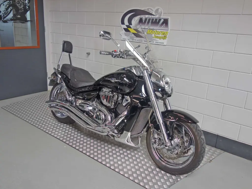 Gebruikte Suzuki M 1800 chopper met 1783cc motor uit 2006 bij NIWA Motoren