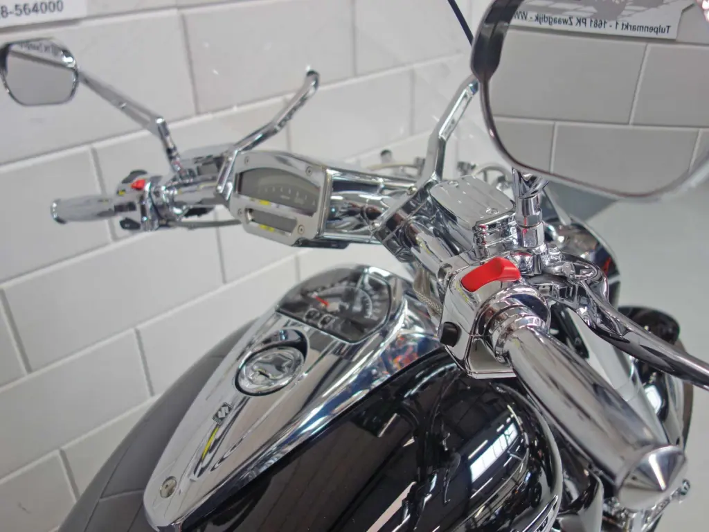 Gebruikte Suzuki M 1800 chopper met 1783cc motor uit 2006 bij NIWA Motoren