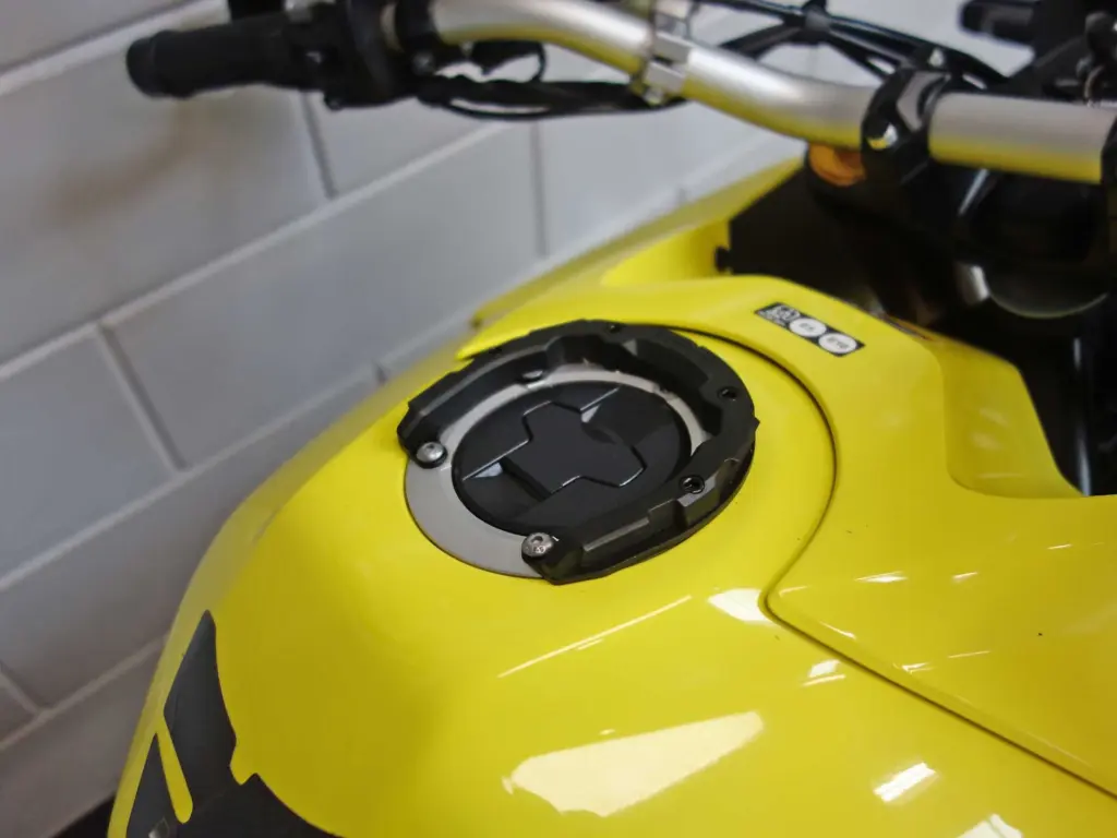 Gebruikte Suzuki V-Strom tour met 776cc motor uit 2025 bij NIWA Motoren