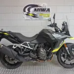 Gebruikte Suzuki V-Strom tour met 776cc motor uit 2025 bij NIWA Motoren