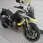 Gebruikte Suzuki V-Strom tour met 776cc motor uit 2025 bij NIWA Motoren