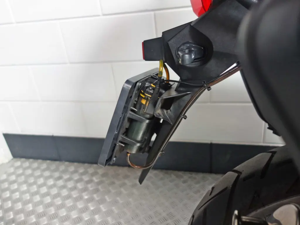 Gebruikte Suzuki V-Strom tour met 1037cc motor uit 2016 bij NIWA Motoren