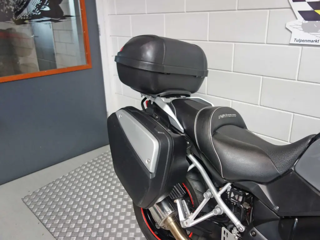 Gebruikte Suzuki V-Strom tour met 1037cc motor uit 2016 bij NIWA Motoren