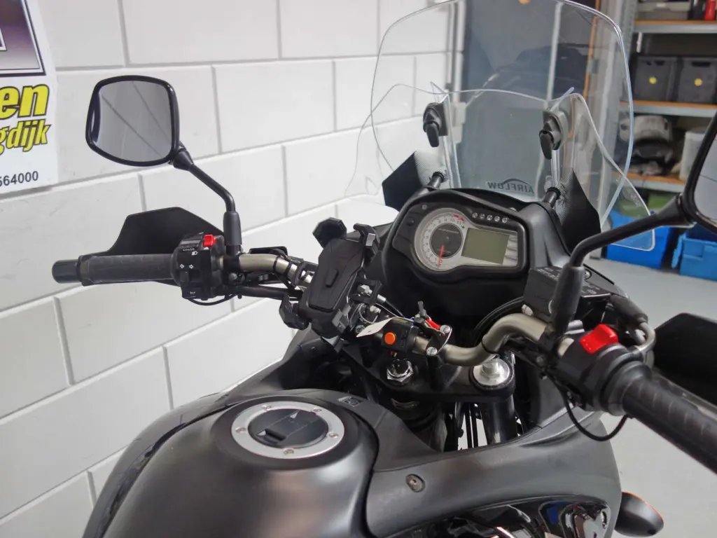 Gebruikte Suzuki V-Strom overig met 645cc motor uit 2011 bij NIWA Motoren
