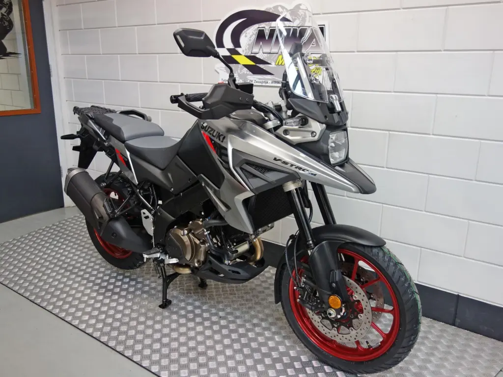 Nieuwe Suzuki V-Strom tour met cc motor uit 2026 bij NIWA Motoren