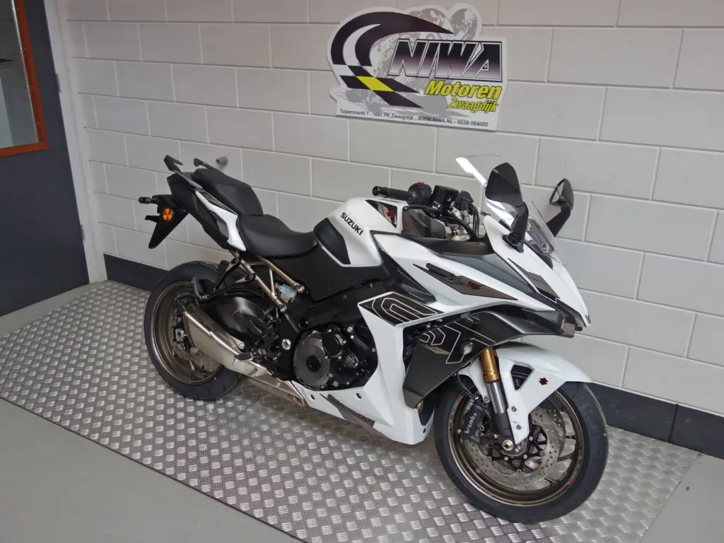 Nieuwe Suzuki GSX tour met cc motor uit 2026 bij NIWA Motoren