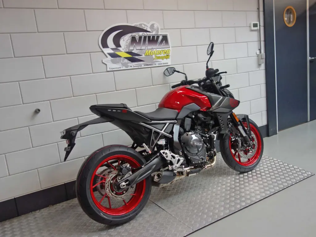 Nieuwe Suzuki GSX naked bike met cc motor uit 2026 bij NIWA Motoren