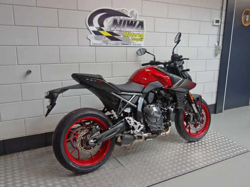 Nieuwe Suzuki GSX naked bike met cc motor uit 2026 bij NIWA Motoren