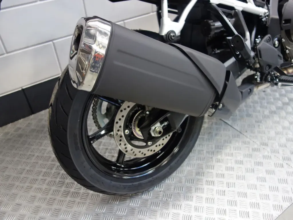 Nieuwe Suzuki V-Strom tour met cc motor uit 2025 bij NIWA Motoren
