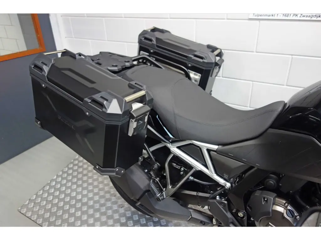 Nieuwe Suzuki V-Strom tour met cc motor uit 2026 bij NIWA Motoren