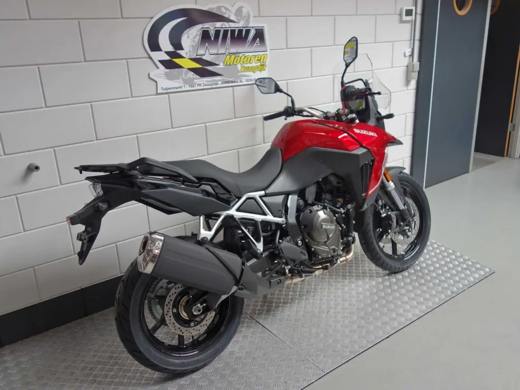 Nieuwe Suzuki V-Strom tour met cc motor uit 2025 bij NIWA Motoren