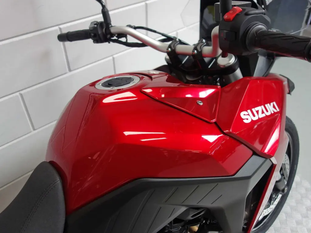 Nieuwe Suzuki V-Strom tour met cc motor uit 2025 bij NIWA Motoren