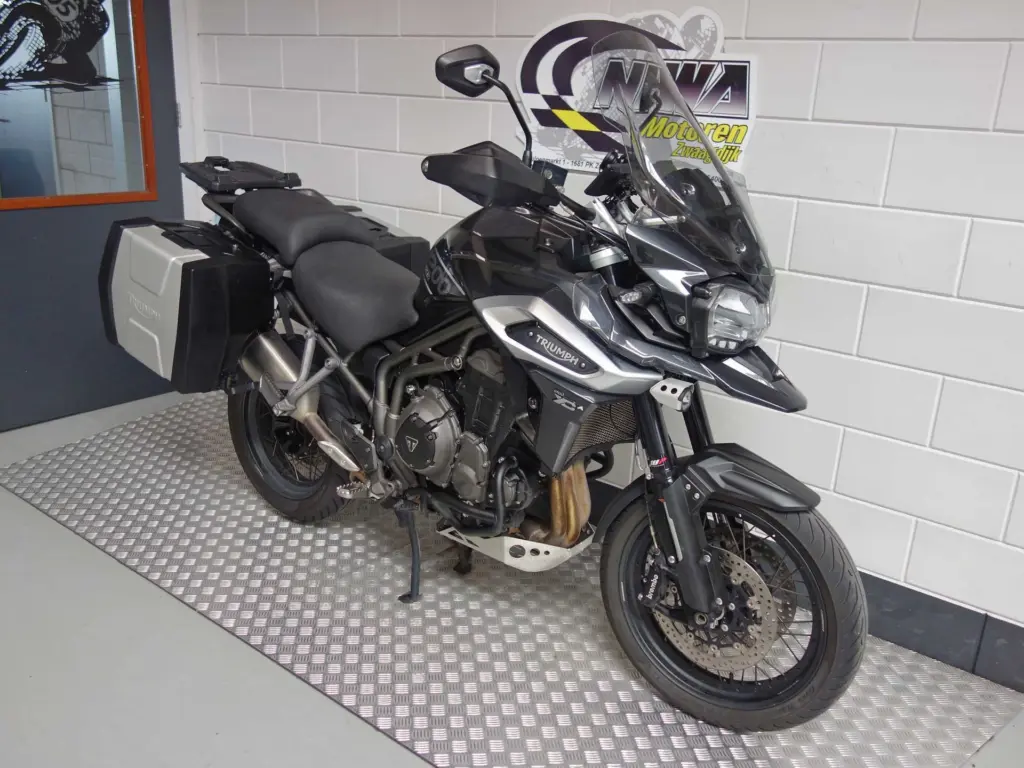 Gebruikte Triumph Tiger tour met 1215cc motor uit 2019 bij NIWA Motoren