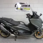 Gebruikte Yamaha T-MAX motorscooter met 562cc motor uit 2020 bij NIWA Motoren