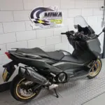 Gebruikte Yamaha T-MAX motorscooter met 562cc motor uit 2020 bij NIWA Motoren